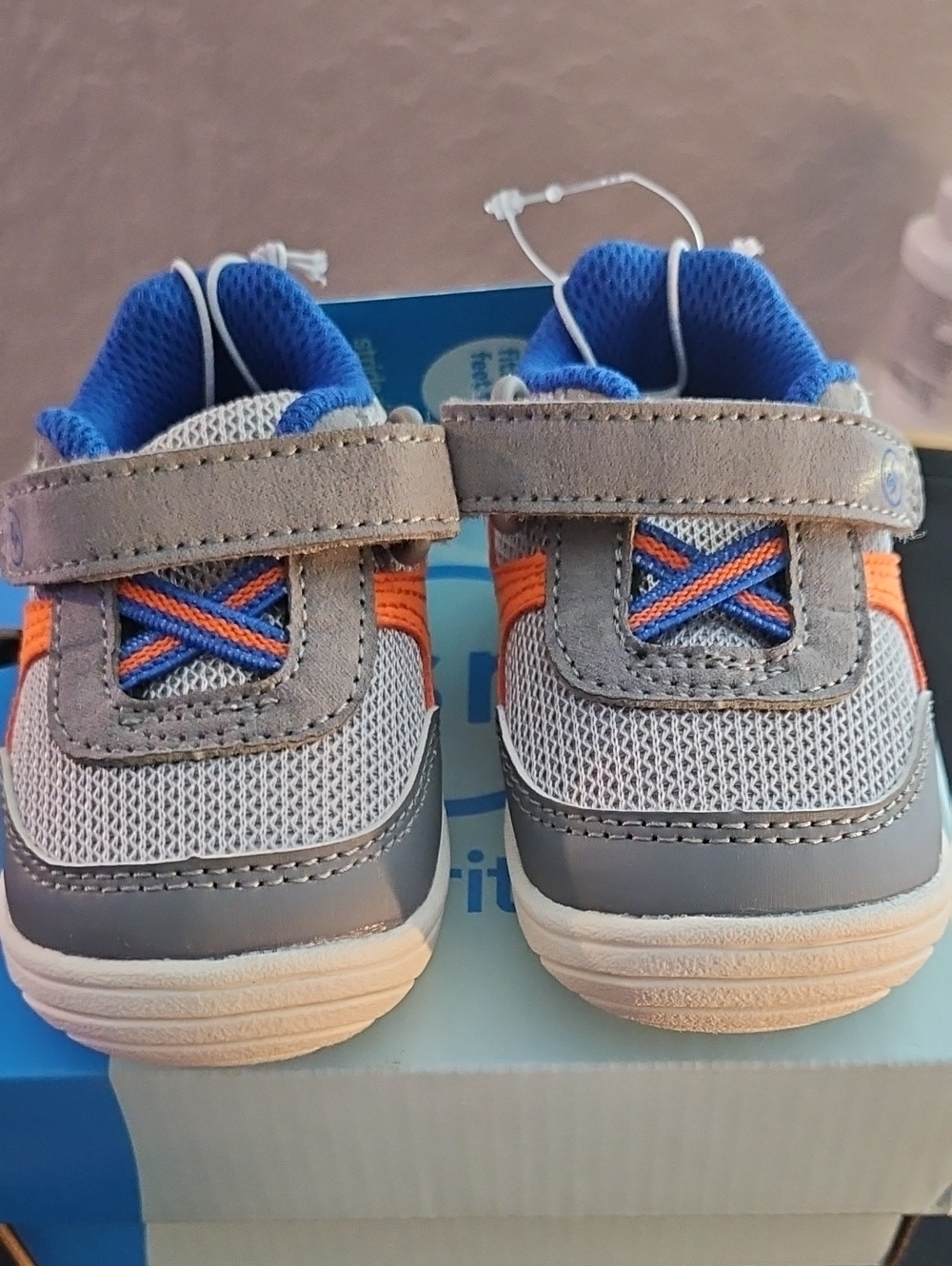 Stride Rite - Picture 2 of 4